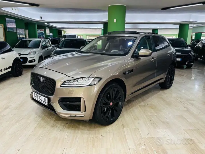 Jaguar F-Pace