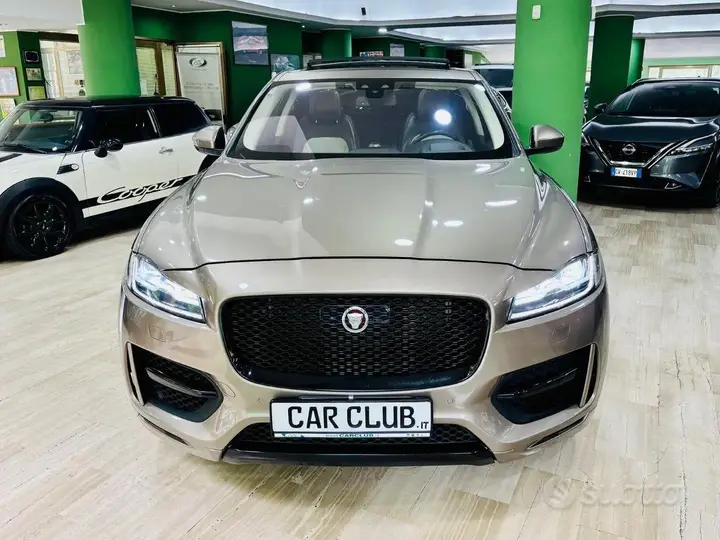 Jaguar F-Pace 2016 photo 2