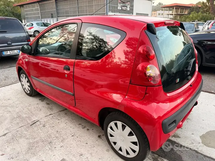 Peugeot 107 2007 photo 4