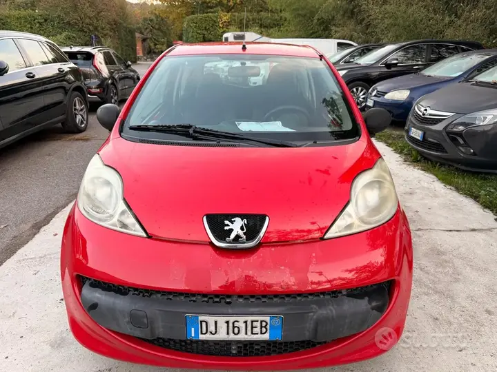 Peugeot 107 2007 photo 2