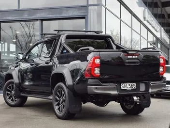 Toyota Hilux 2025 photo 5