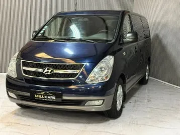 Hyundai H1 Starex Grand 2011 photo 2
