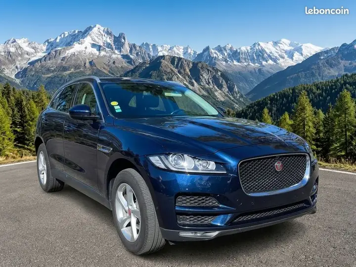Jaguar F-Pace 2018 photo 2