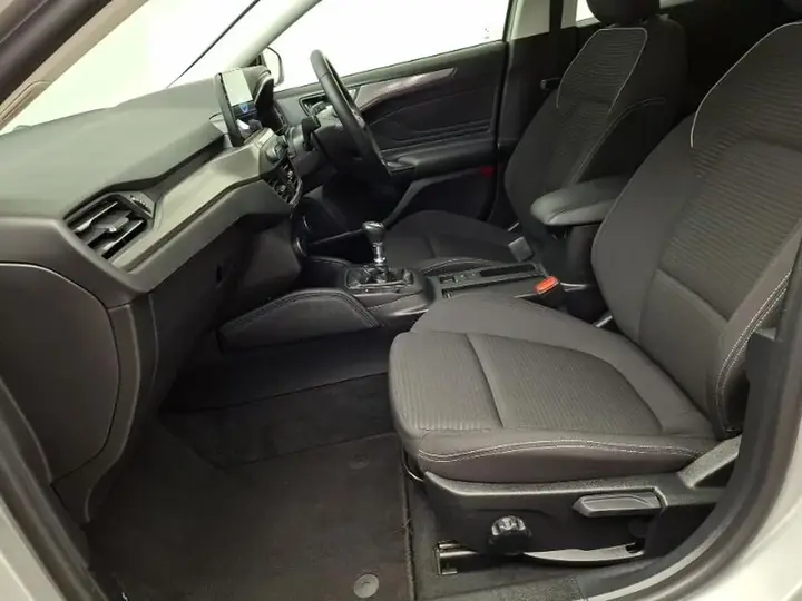 Ford Focus 2019 photo 5