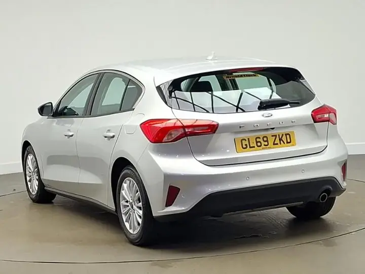 Ford Focus 2019 photo 2
