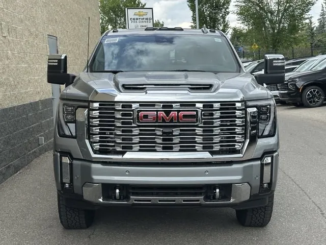 GMC Sierra 3500Hd 2026 photo 2