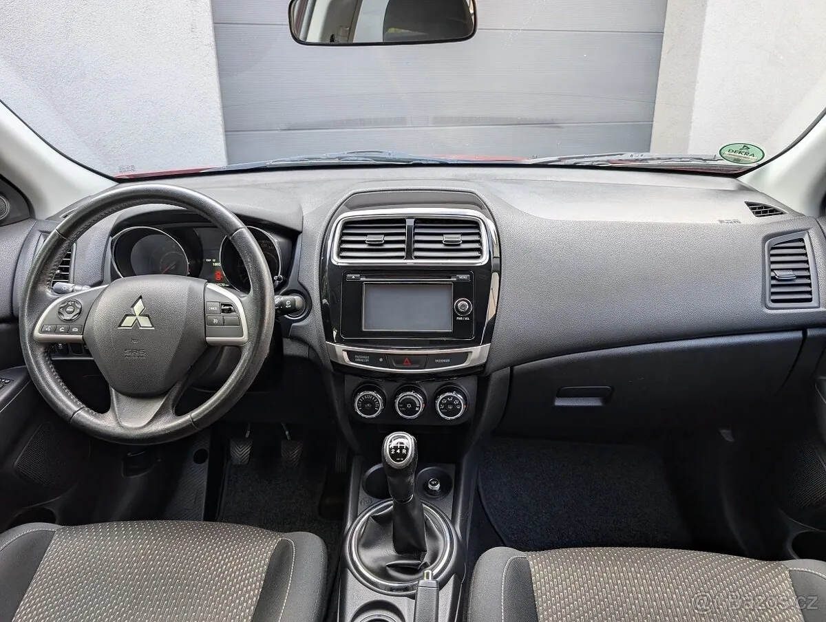 Mitsubishi Asx 2015 photo 3