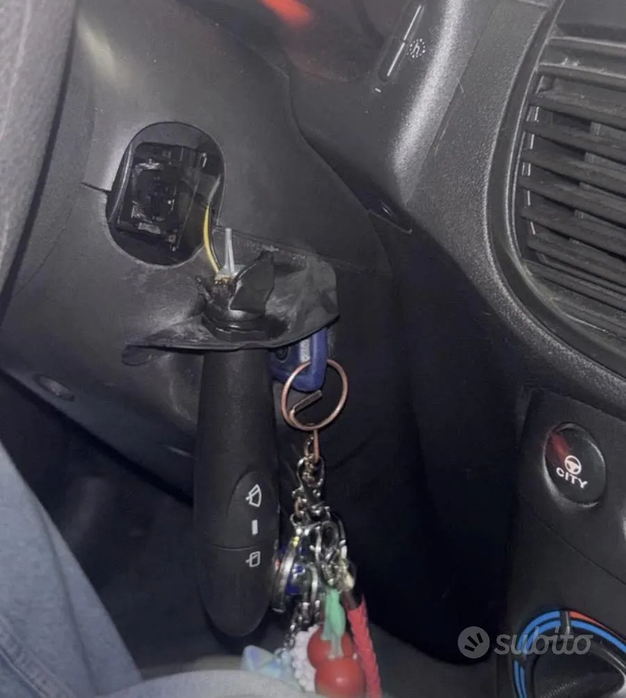 Fiat Punto 2004 photo 5
