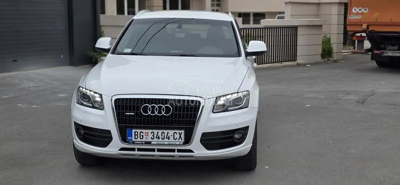 Audi Q5 2011 photo 2