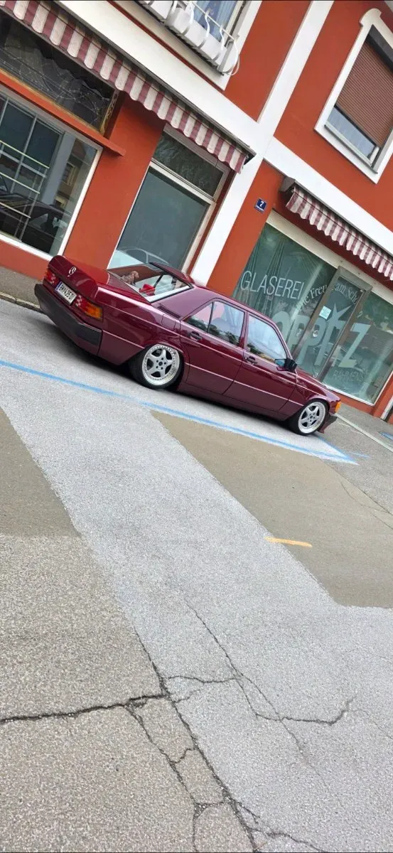 Mercedes-Benz 190 1991 photo 2
