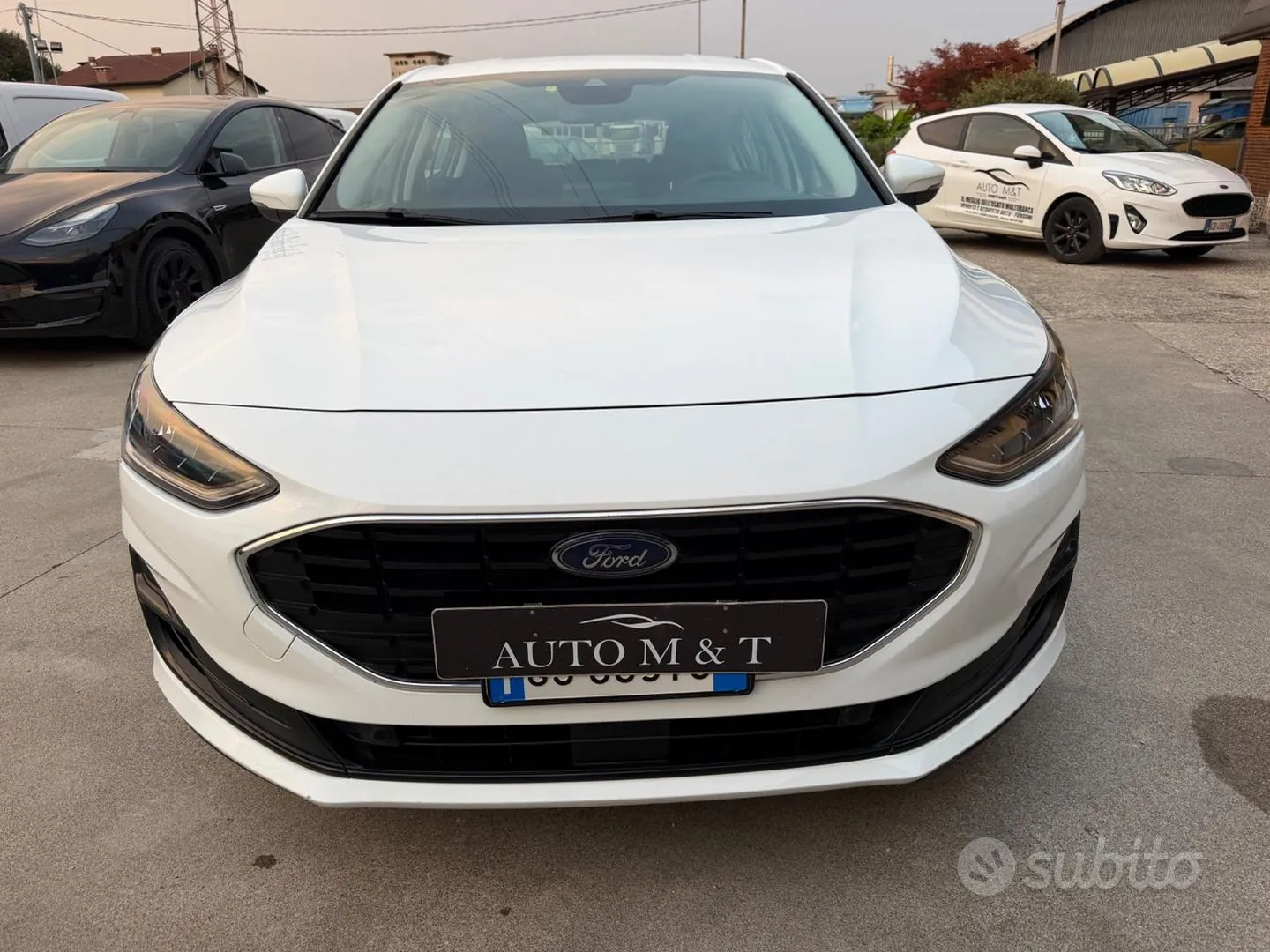 Ford Focus 2022 photo 2