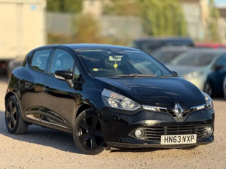 Renault Clio 2013 photo 2