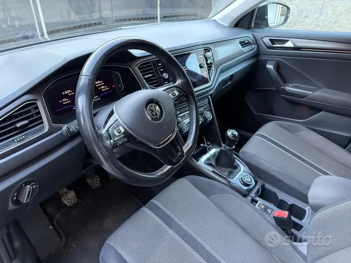 Volkswagen T-Roc 2018 photo 5