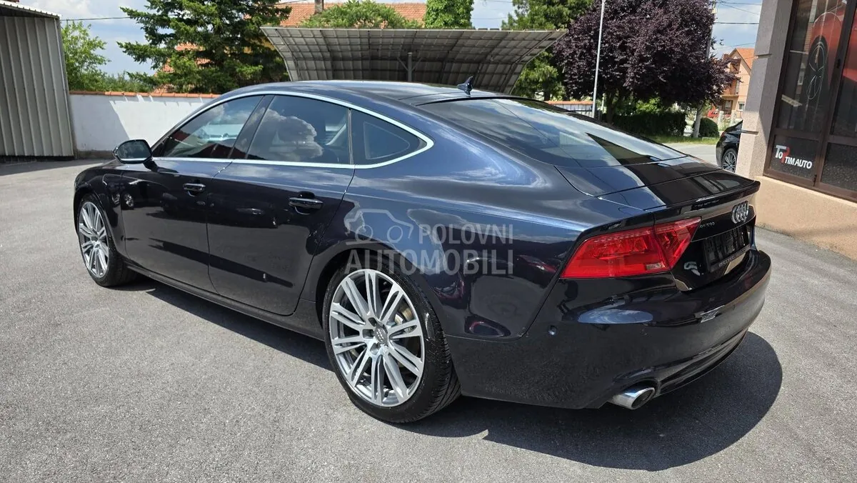 Audi A7 2013 photo 4