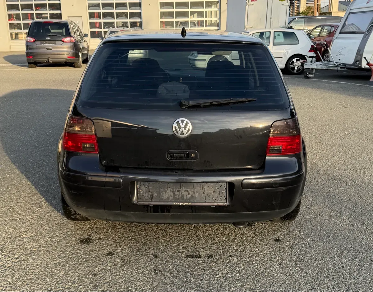 Volkswagen Golf 2001 photo 3