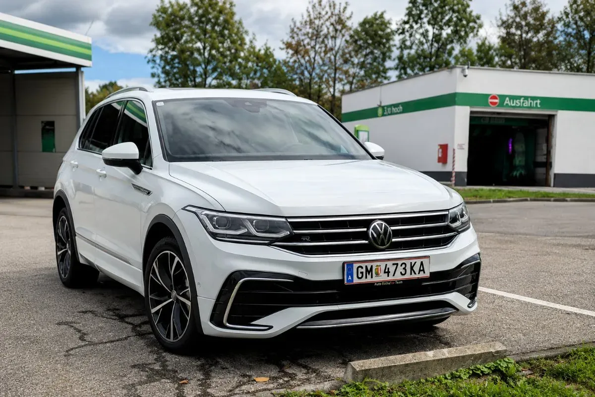 Volkswagen Tiguan 2022 photo 2