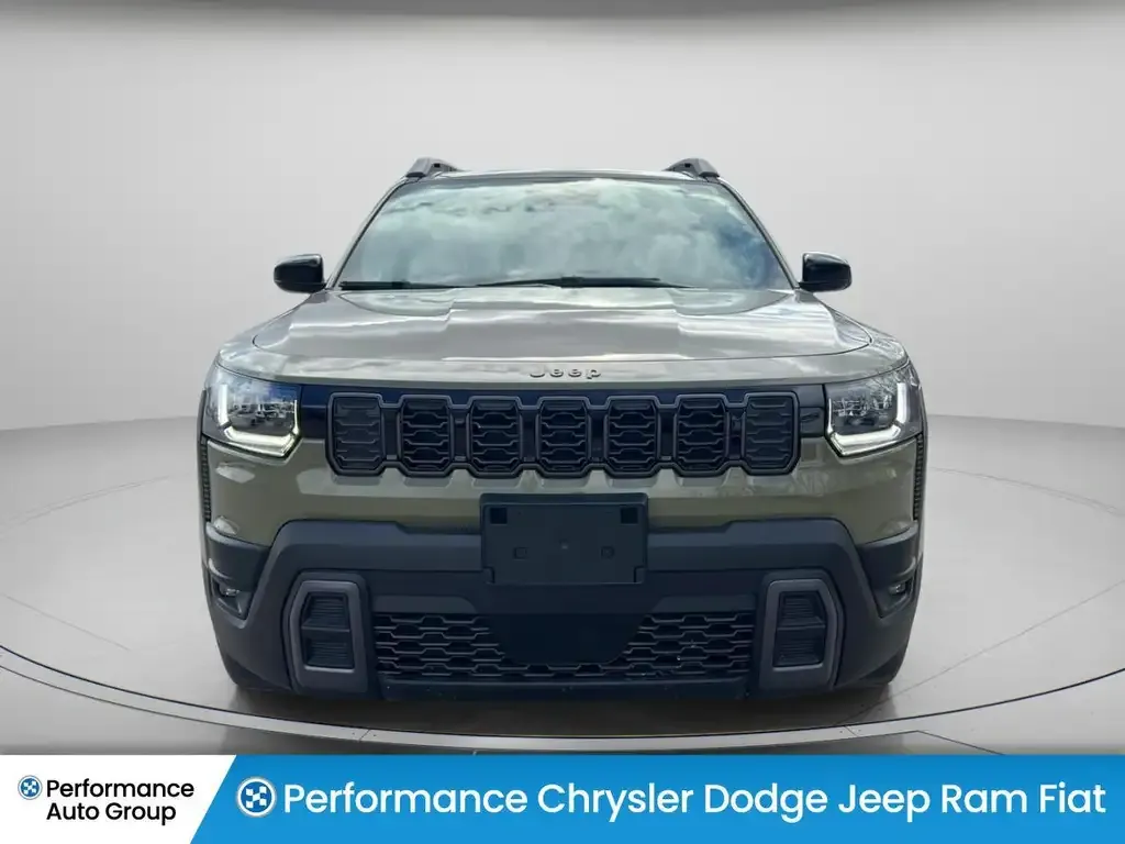 Jeep Cherokee 2026 photo 2
