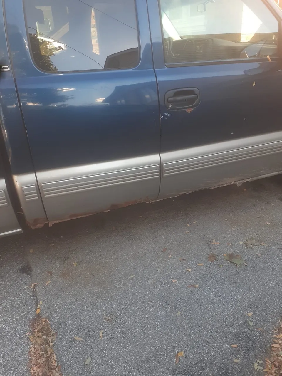 Chevrolet Silverado 2001 photo 2