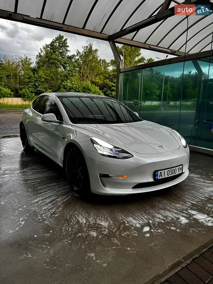 Tesla Model 3 2019 photo 3