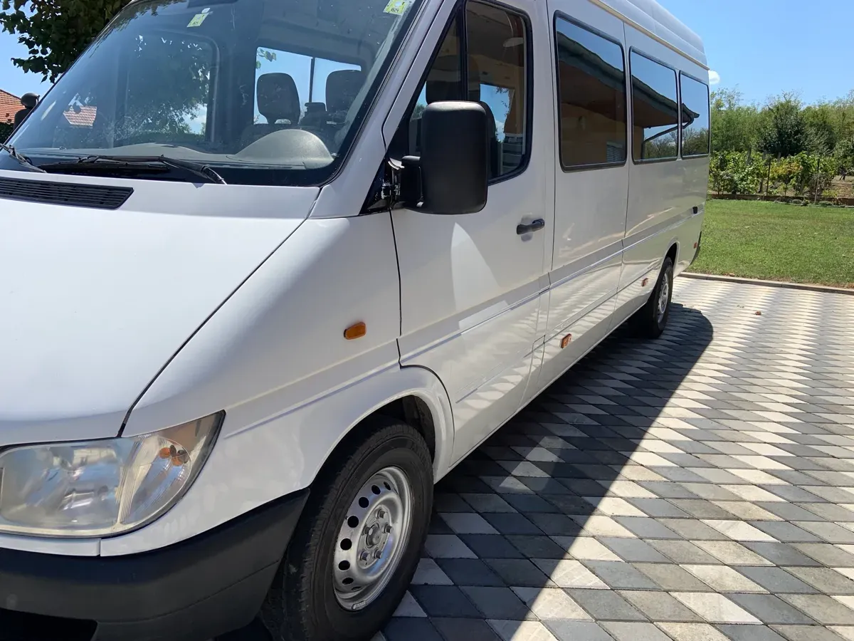 Mercedes-Benz Sprinter