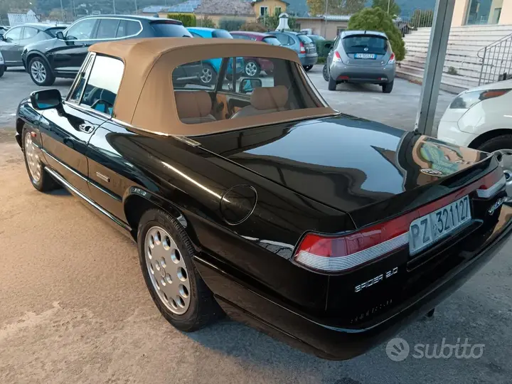 Alfa Romeo Spider 1992 photo 4