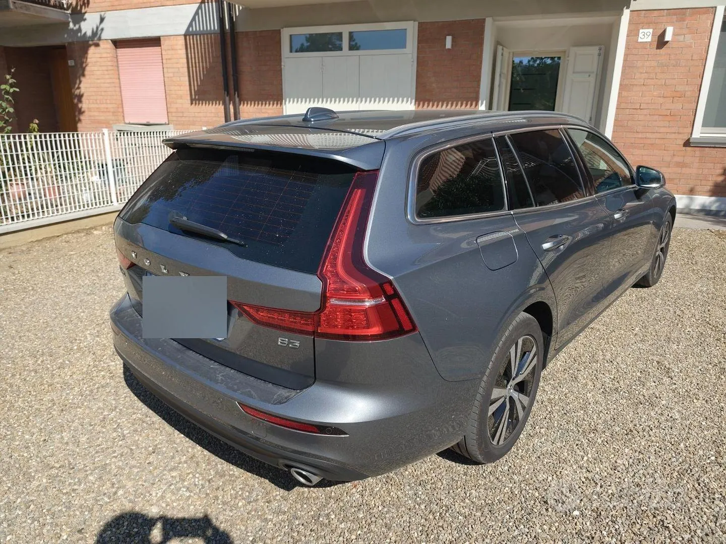 Volvo V60 2021 photo 5