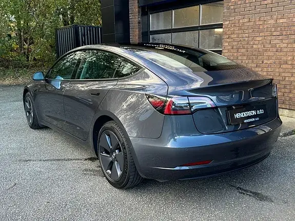 Tesla Model 3 2022 photo 5