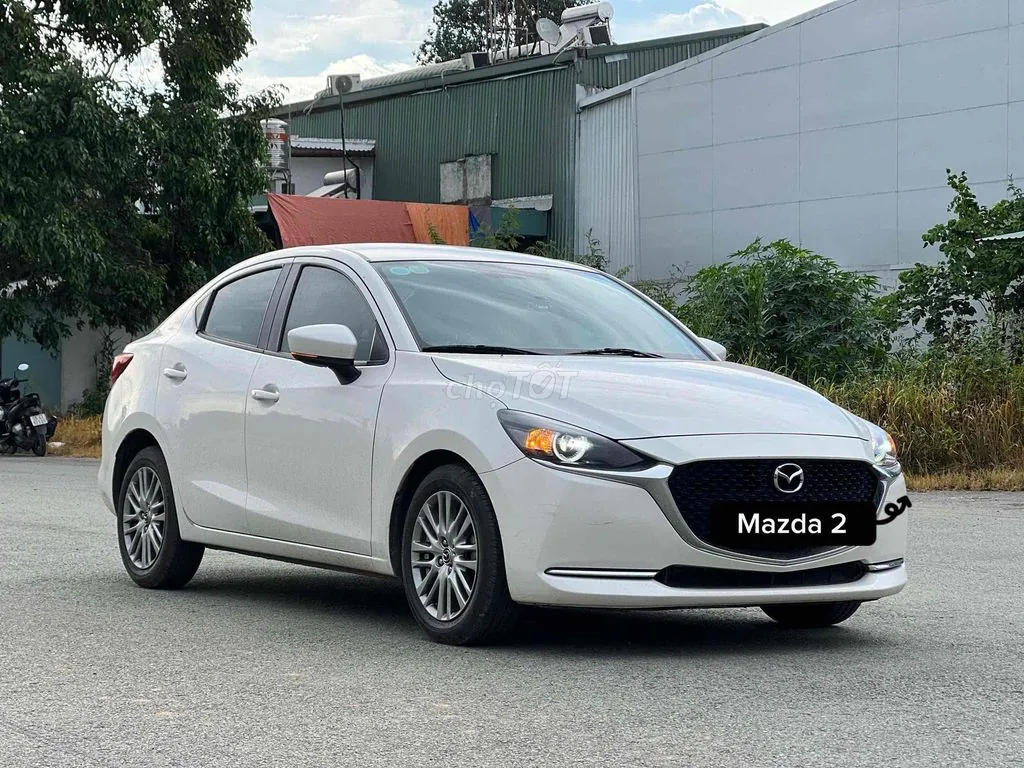 Mazda 2 2020 photo 3