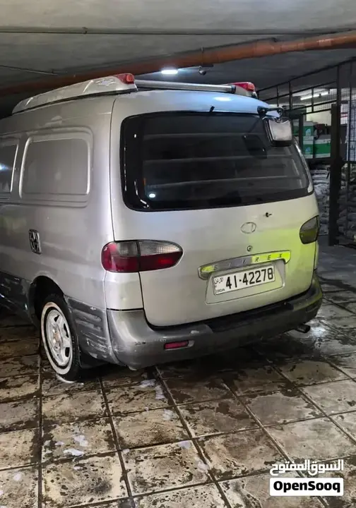 Hyundai H1 2002 photo 3