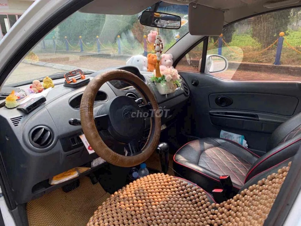 Chevrolet Spark 2010 photo 2