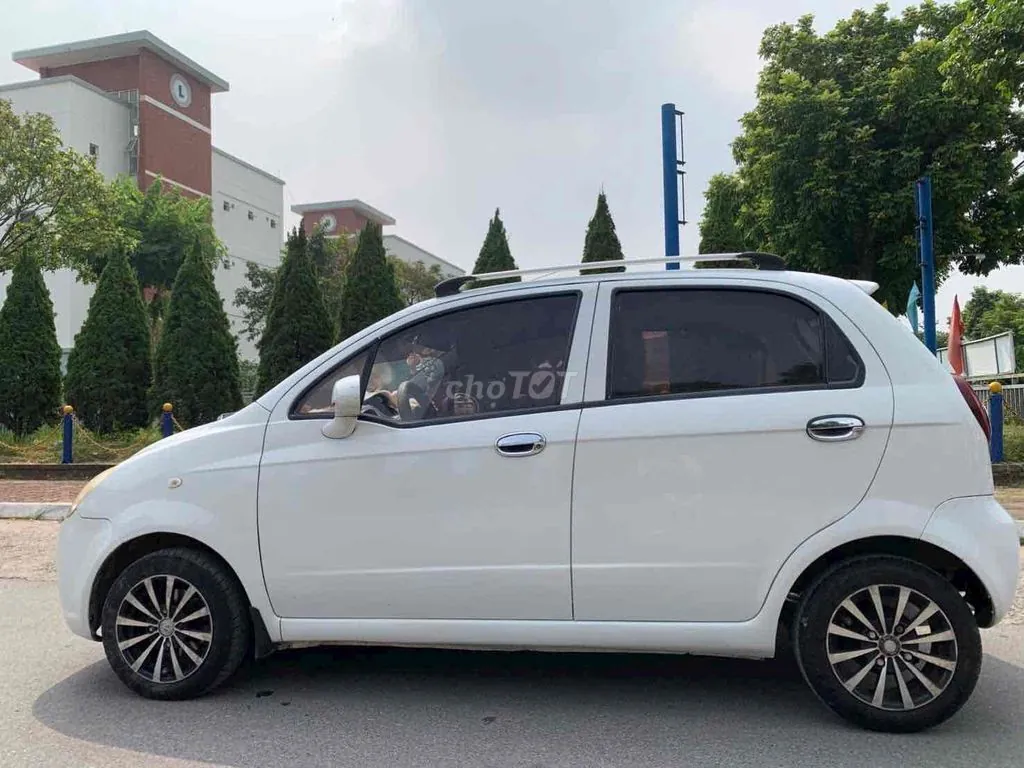 Chevrolet Spark 2010 photo 5