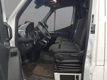 Mercedes-Benz Sprinter 2024 photo 2