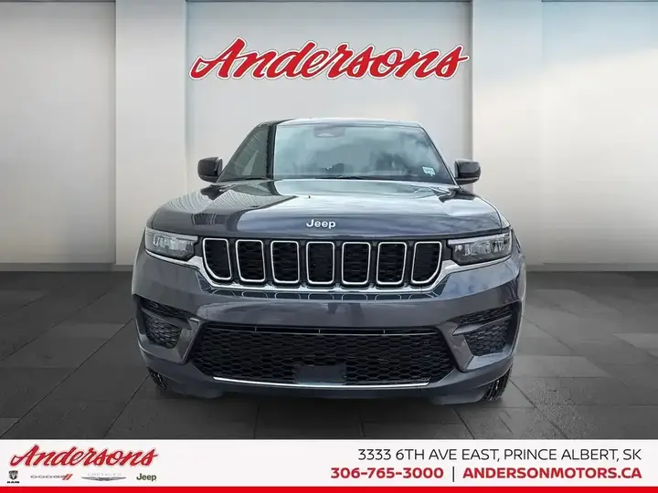 Jeep Grand Cherokee 2026 photo 2