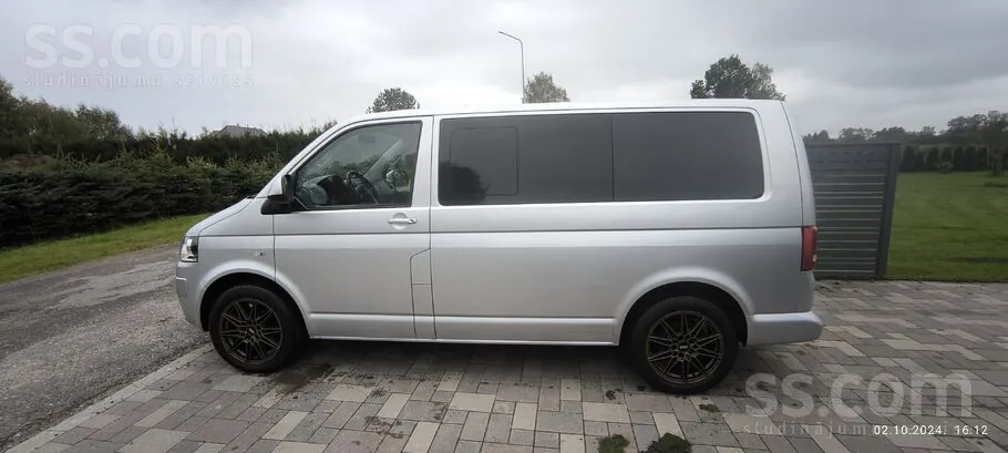 Volkswagen Caravelle 2013 photo 2