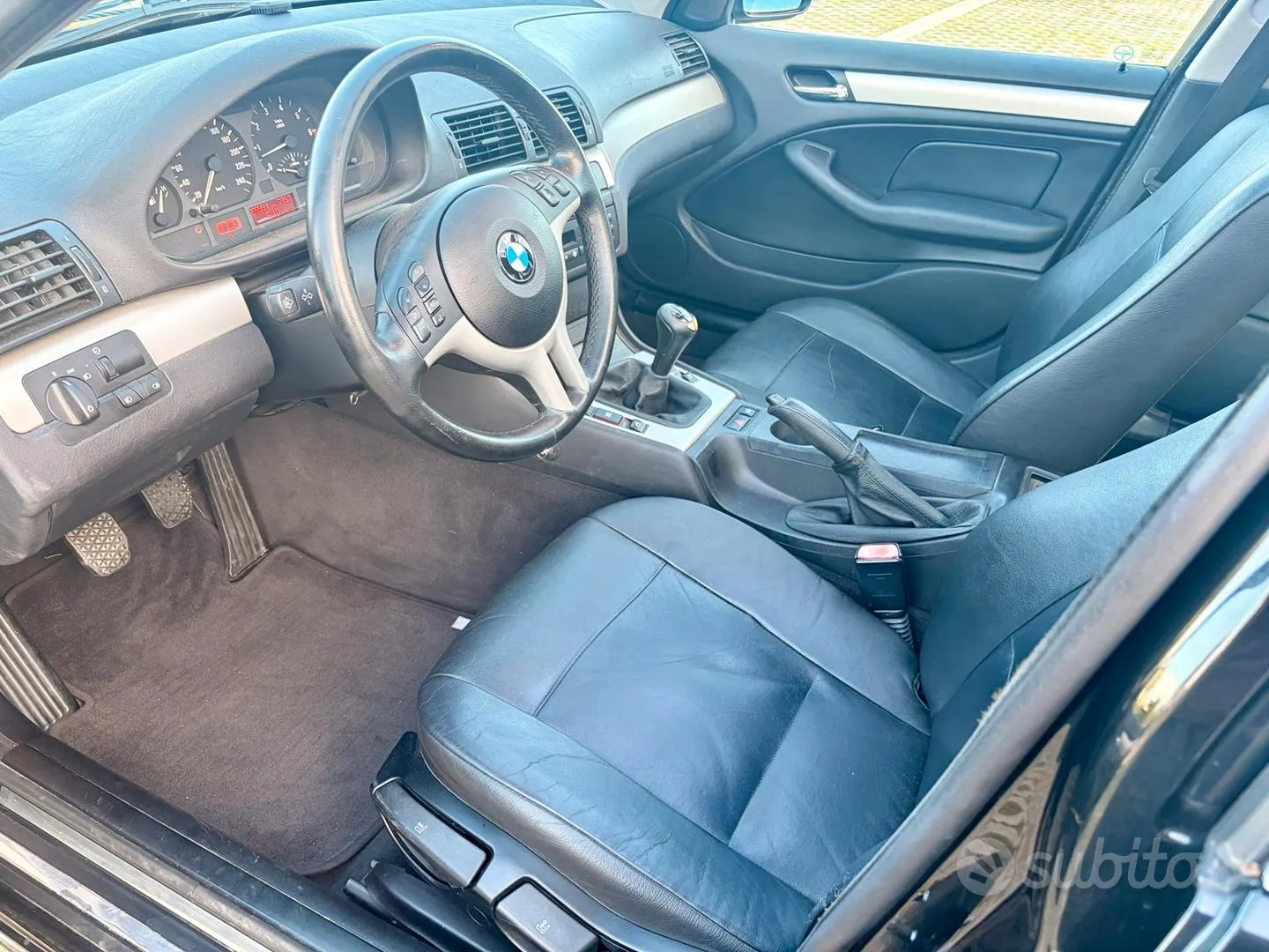 BMW 3 Series 2002 photo 3