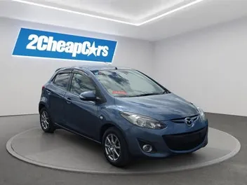 Mazda Demio 2013 photo 4