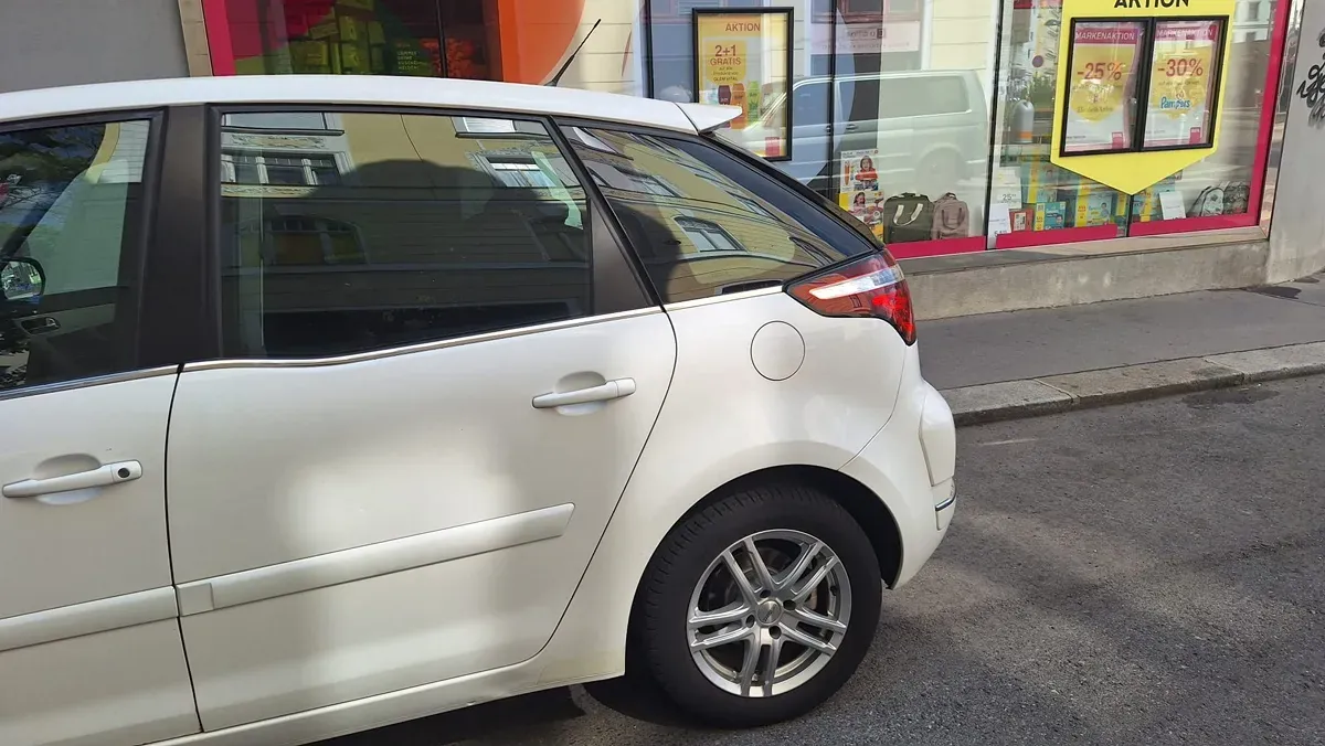 Citroen C4 Picasso 2013 photo 2