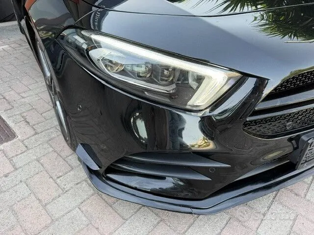 Mercedes-Benz A180D 2018 photo 2