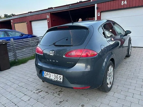 Seat Leon 2008 photo 3