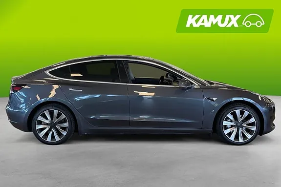 Tesla Model 3 2020 photo 2