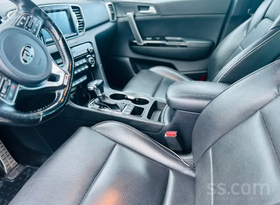 Kia Sportage 2018 photo 2