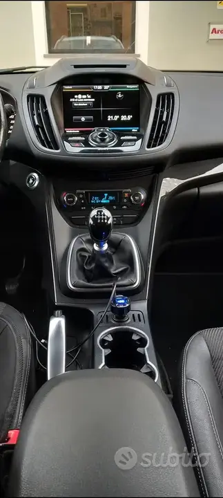 Ford Kuga 2016 photo 4
