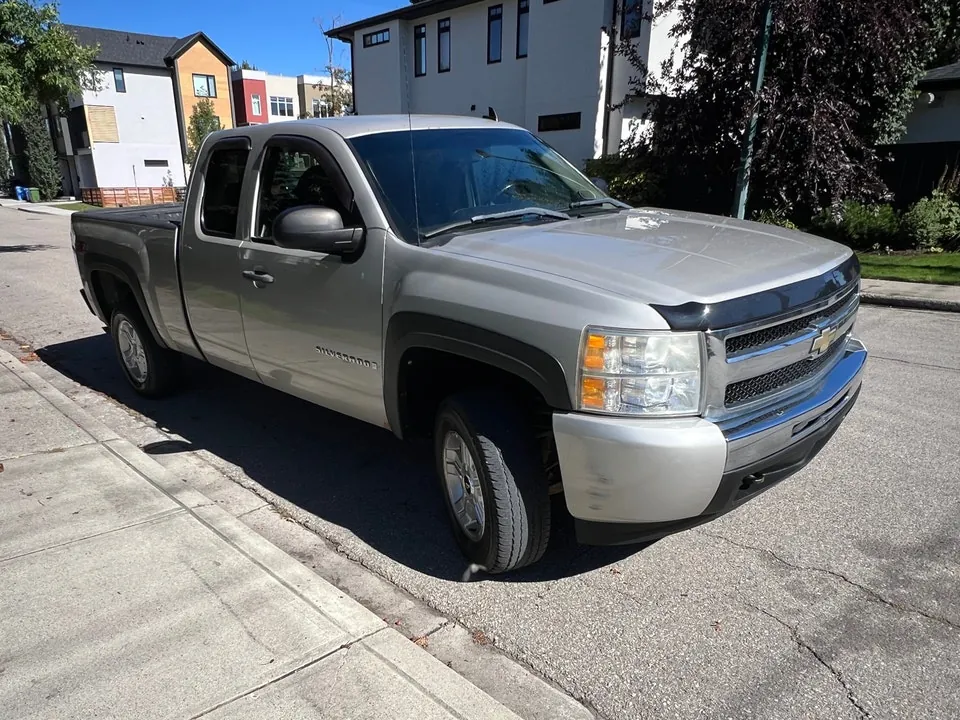 Chevrolet Silverado 1500 2009 photo 3