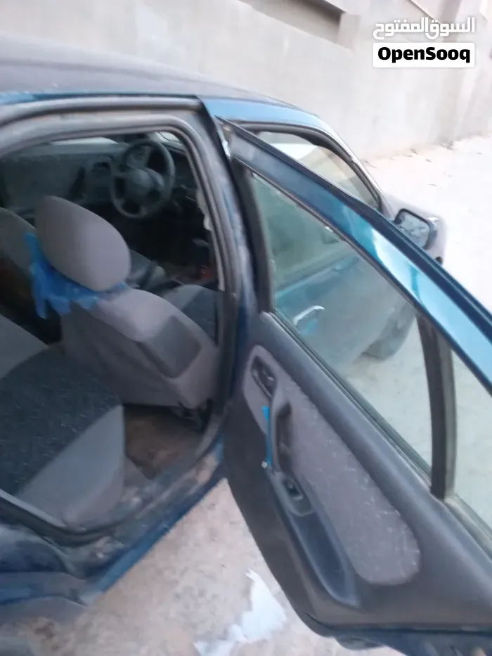 Nissan Z 2002 photo 2