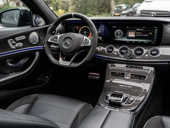 Mercedes-Benz E-Class 2018 photo 2
