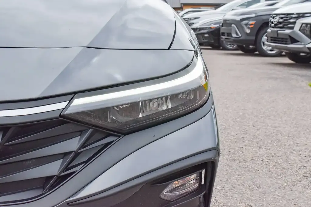 Hyundai Elantra 2026 photo 3