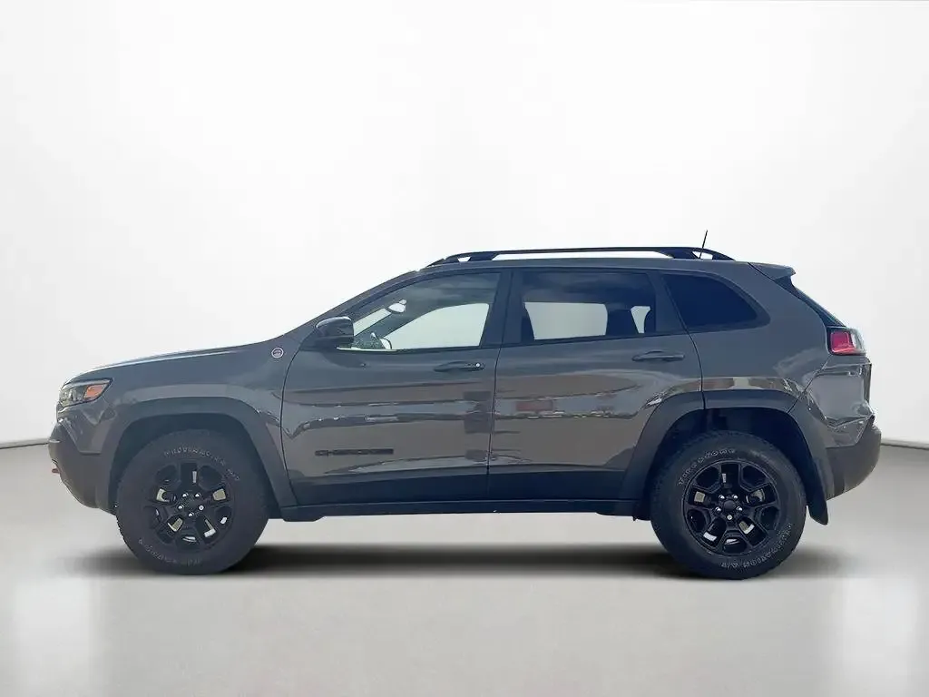 Jeep Cherokee 2023 photo 2