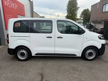 Citroen Jumpy Combi 2021 photo 2