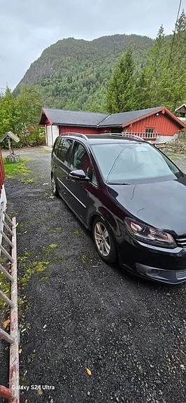 Volkswagen Touran 2012 photo 5