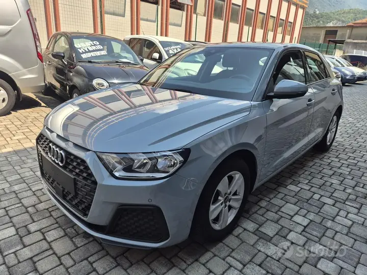 Audi A1 2021 photo 2